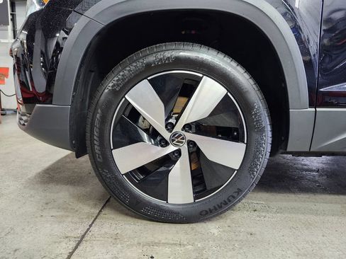 Certified 2024 Volkswagen Taos S AWD/4WD image 15