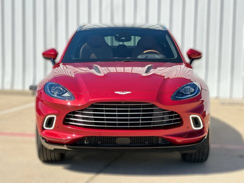 Used 2021 Aston Martin DBX AWD/4WD image 4