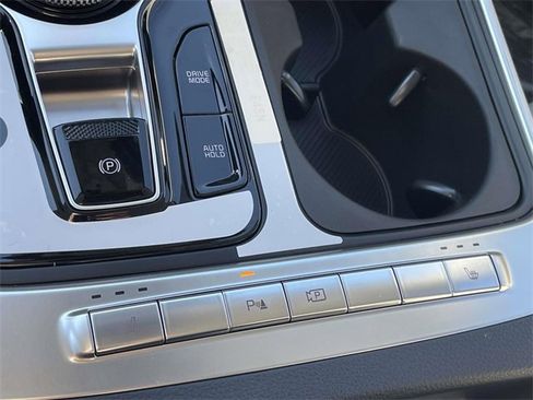 New 2026 Kia Carnival EX image 38