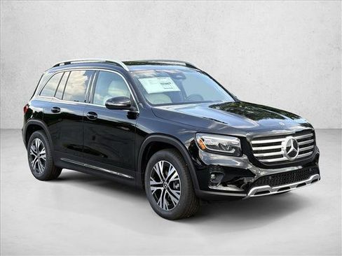 New 2025 Mercedes-Benz GLB 250 image 3
