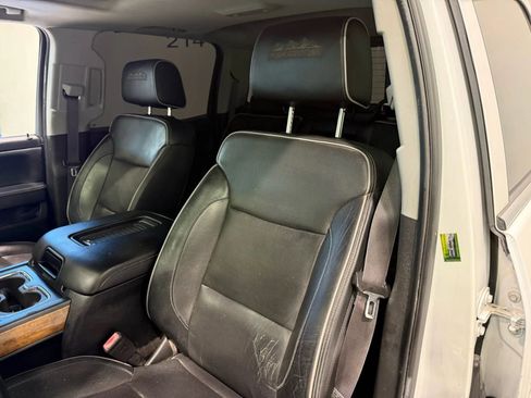 Used 2017 Chevrolet Silverado 1500 High Country image 19
