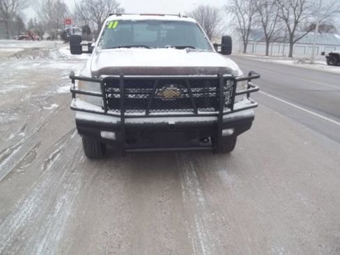 Used 2011 Chevrolet Silverado 3500 LTZ w/ LTZ Plus Package image 3
