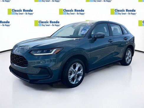 Certified 2023 Honda HR-V LX image 3