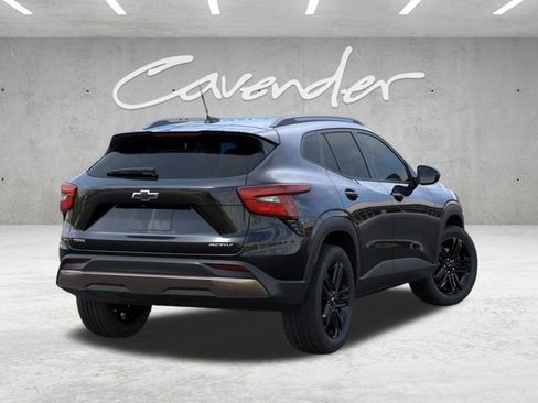 New 2026 Chevrolet Trax ACTIV FWD image 4