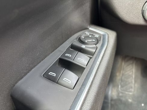 Used 2023 Chevrolet Silverado 1500 RST w/ Z71 Off-Road Package AWD/4WD image 18