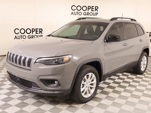 Used 2022 Jeep Cherokee Latitude Lux AWD/4WD image 10