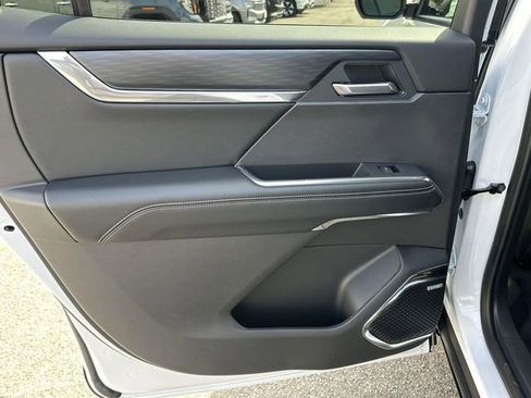 New 2025 GMC Acadia Elevation w/ Black Edition image 23