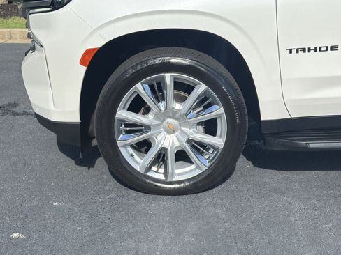 Used 2023 Chevrolet Tahoe High Country AWD/4WD image 21