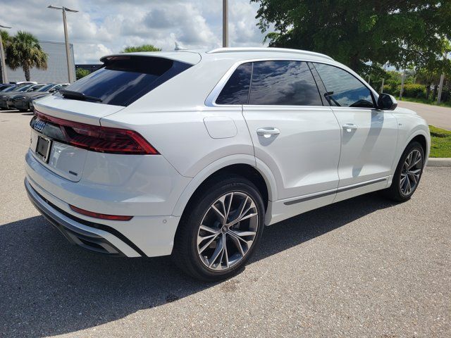 Used 2022 Audi Q8 Premium Plus AWD/4WD image 7