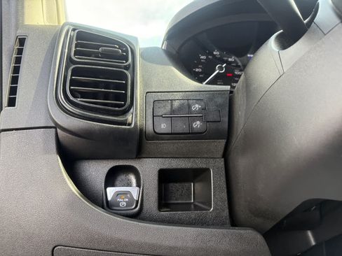 Used 2025 RAM ProMaster 3500 w/ Convenience Group FWD image 24