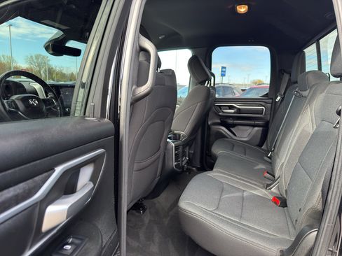 Used 2019 RAM 1500 Big Horn AWD/4WD image 30
