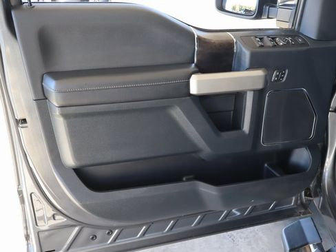 Used 2022 Ford F250 Lariat w/ Lariat Ultimate Package image 22