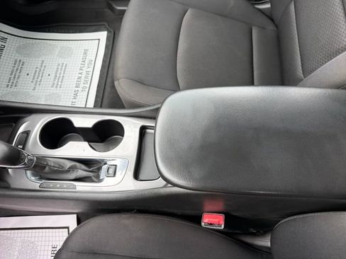 Used 2023 Chevrolet Malibu LS image 22