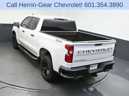 Used 2021 Chevrolet Silverado 1500 LT Trail Boss AWD/4WD image 28