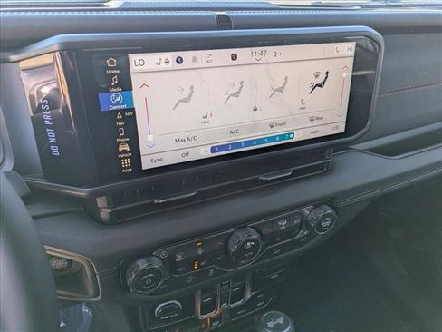 New 2026 Jeep Wrangler Unlimited Rubicon w/ Technology Group image 11