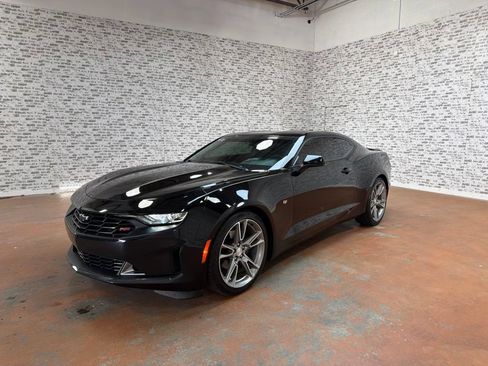 Used 2020 Chevrolet Camaro LT w/ RS Package RWD image 3