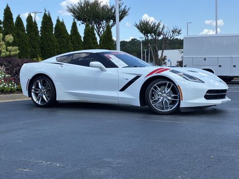 Used 2019 Chevrolet Corvette Stingray Coupe w/ Battery Protection Package RWD image 3