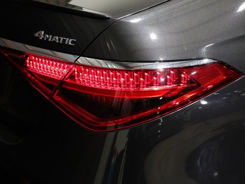 Used 2022 Mercedes-Benz S 580 4MATIC Sedan image 48