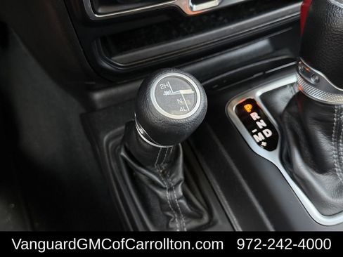 Used 2024 Jeep Wrangler Unlimited Sahara w/ Technology Group AWD/4WD image 26