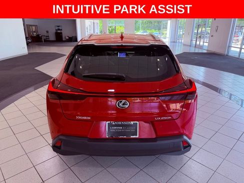 Certified 2024 Lexus UX 250h FWD image 6