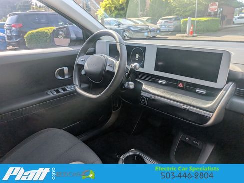 Used 2024 Hyundai Ioniq 5 SEL image 12