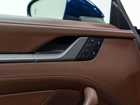 Used 2024 Porsche 911 Carrera 4S image 95