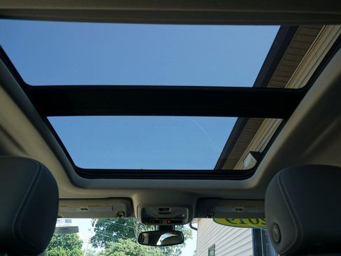 Used 2019 Chevrolet Impala LT w/ Sunroof and Spoiler Package FWD image 33