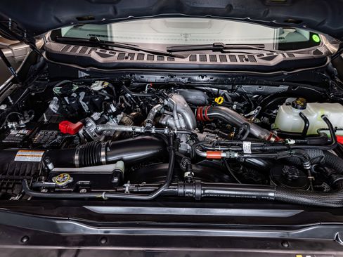 Used 2023 Ford F150 Lariat w/ Equipment Group 502A High image 30