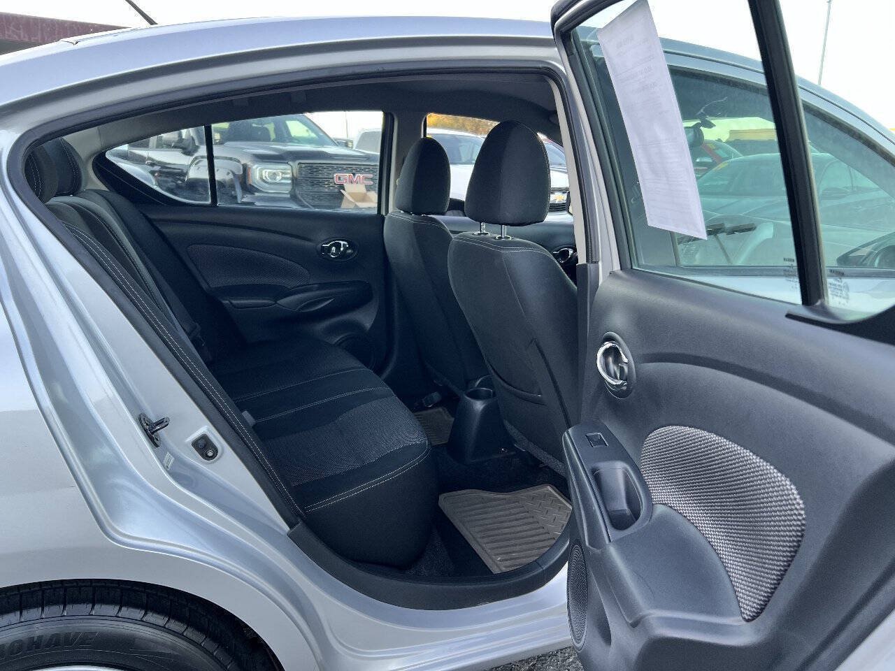 Used 2019 Nissan Versa SV FWD image 15