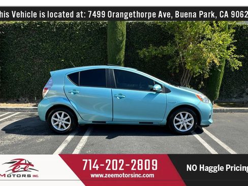 Used 2012 Toyota Prius C Three FWD image 6