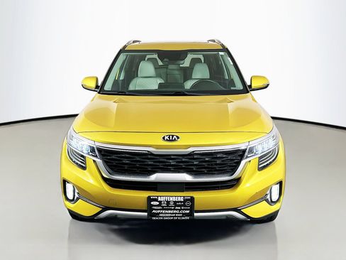 Used 2021 Kia Seltos SX w/ SX Sunroof Package AWD/4WD image 2