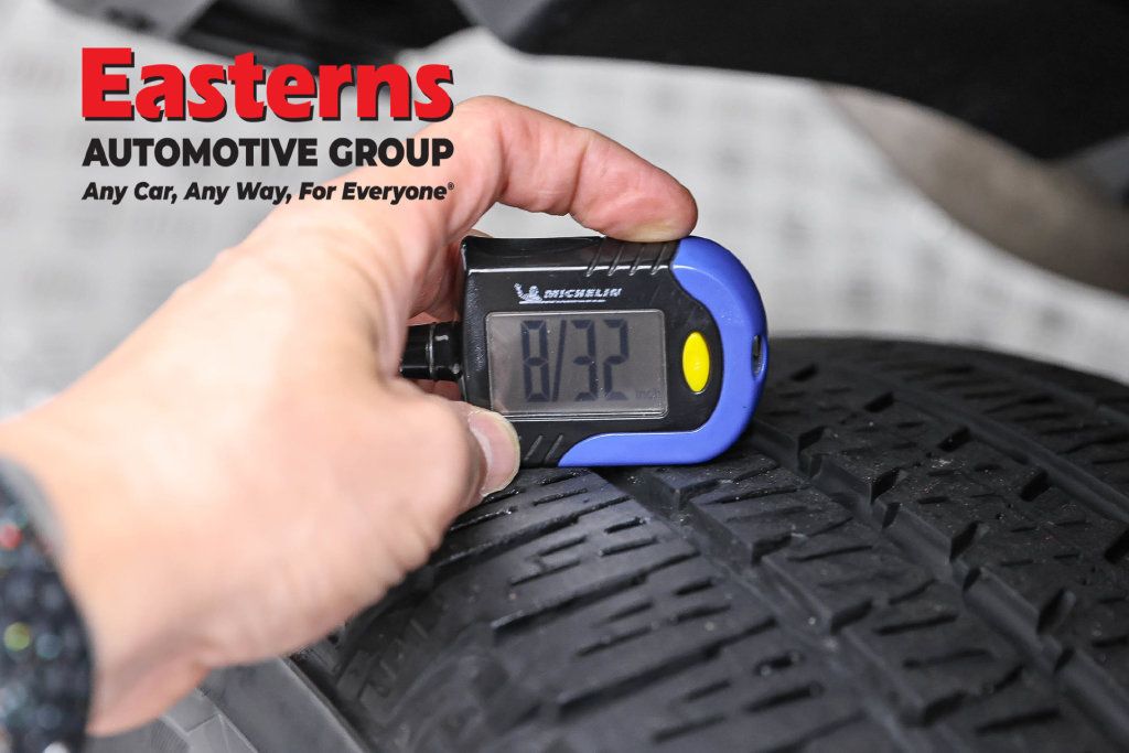 Used 2023 Jeep Wrangler Unlimited Sahara AWD/4WD image 32