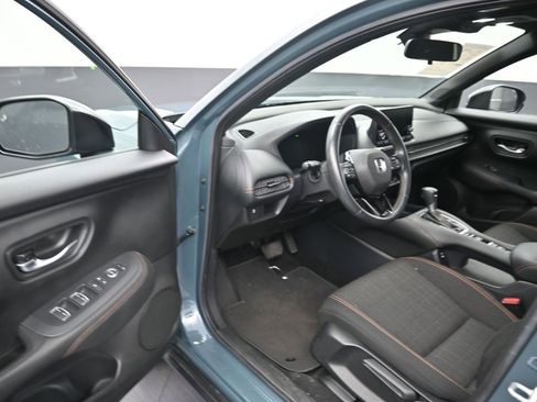 Used 2024 Honda HR-V Sport image 10