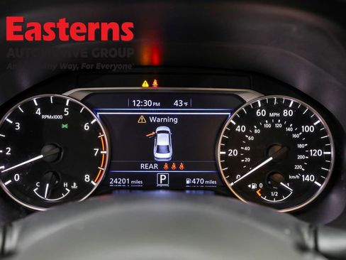 Used 2023 Nissan Altima 2.5 SR w/ SR Premium Package image 18