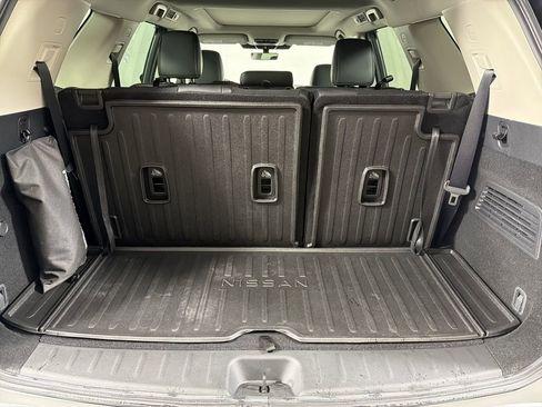 Used 2025 Nissan Pathfinder Platinum w/ Cargo Package image 17