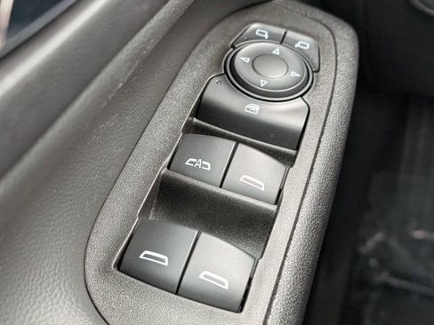 Used 2023 Chevrolet Equinox LT image 21