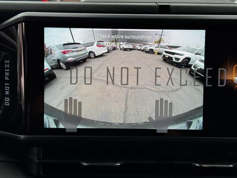 New 2025 Jeep Wrangler Sport S image 28