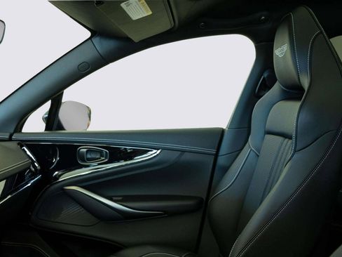 New 2026 Aston Martin DBX 707 image 13