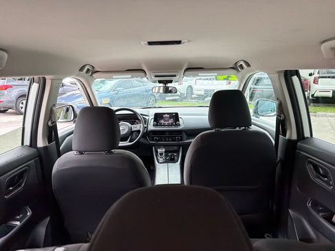 Certified 2024 Nissan Rogue S FWD image 31