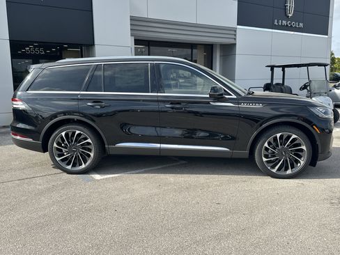 New 2026 Lincoln Aviator Reserve image 5