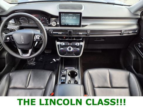 Used 2022 Lincoln Corsair AWD w/ Equipment Group 101A image 9