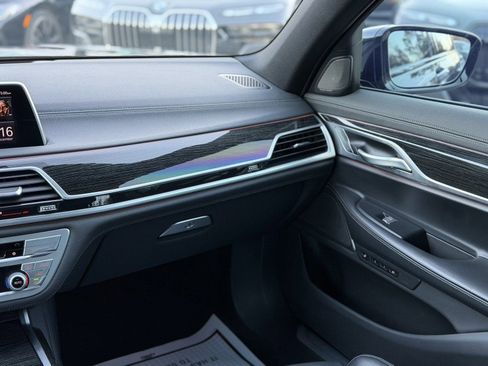 Used 2021 BMW 740i w/ M Sport Package image 24