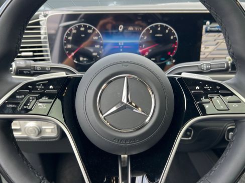 New 2026 Mercedes-Benz GLS 580 4MATIC image 14