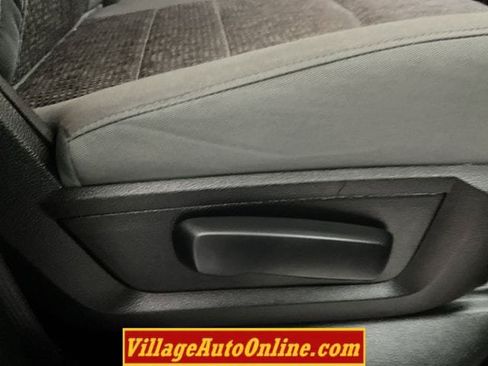 Used 2016 RAM 1500 Big Horn AWD/4WD image 40