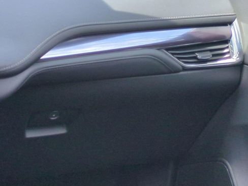 Certified 2023 Cadillac XT4 Luxury w/ Cold Weather Package FWD image 24
