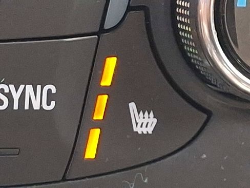 Used 2023 Chevrolet Traverse LT w/ LPO, Floor Liner Package image 23