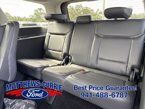 New 2027 Ford Expedition Active RWD image 12