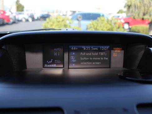 Used 2014 Subaru Crosstrek Touring image 30