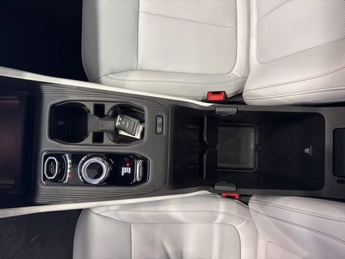 New 2026 Jeep Cherokee Limited image 31