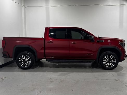 Used 2025 GMC Sierra 1500 AT4 w/ AT4 Premium Package AWD/4WD image 22